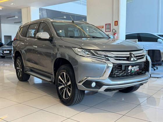 MITSUBISHI PAJERO SPORT 2.4 16V MIVEC TURBO DIESEL HPE AWD AUTOMÁTICO